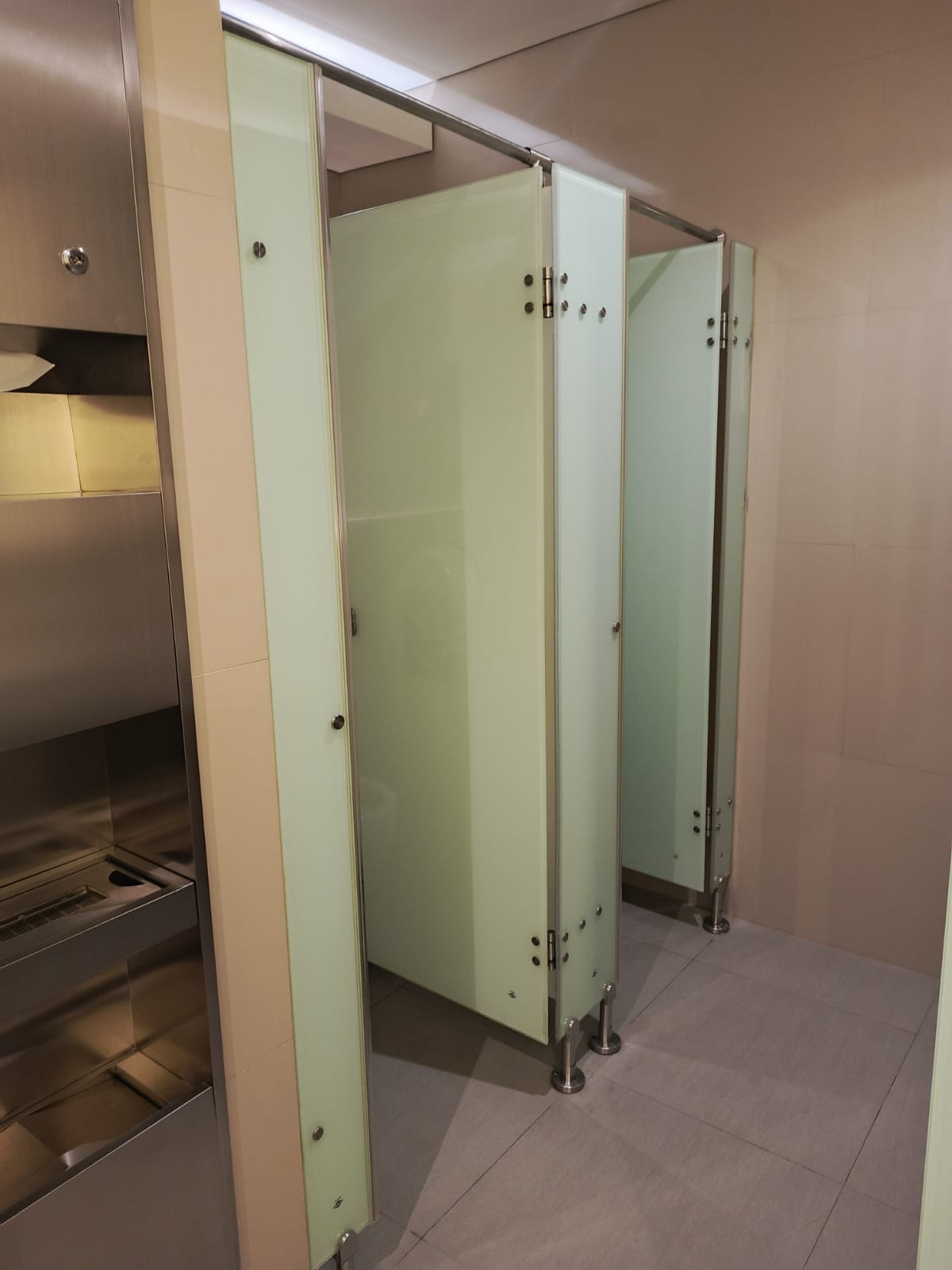 Toilet Glass